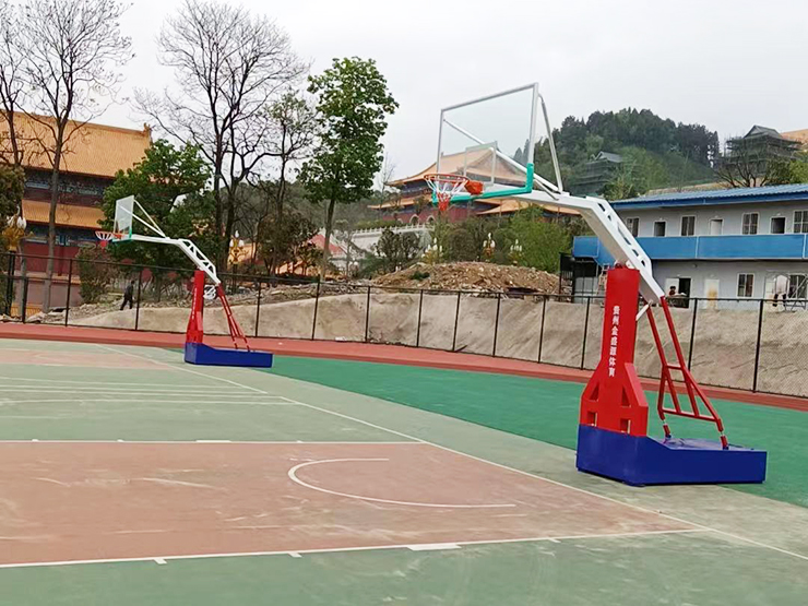 高档三色篮球架