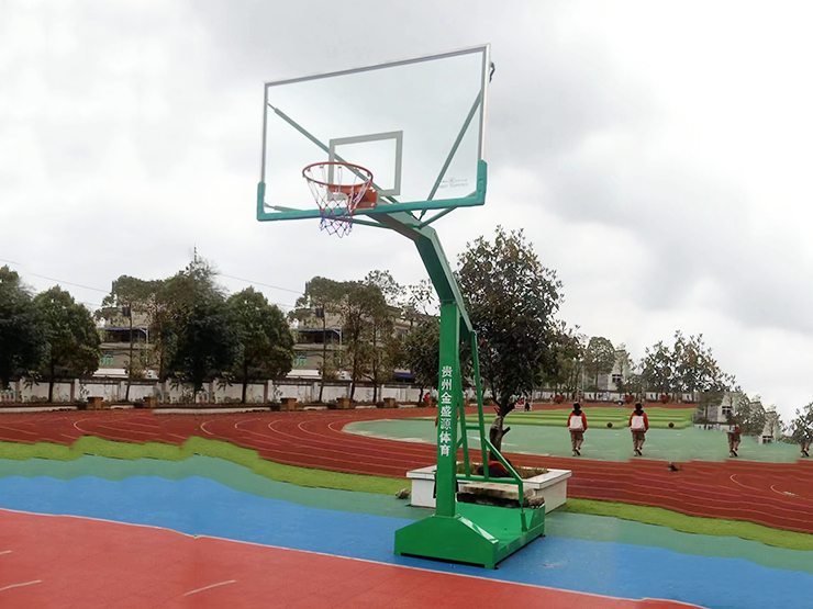 标准成人篮球架